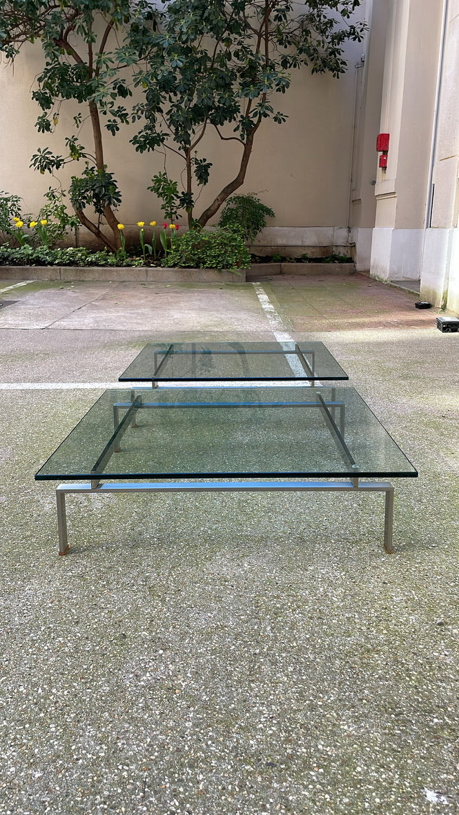 Tables basses verre et acier chromé satiné